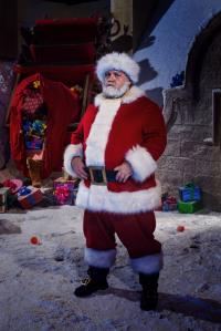 Santa Claus (NICK FROST) (Credit: BBC / David Venni)