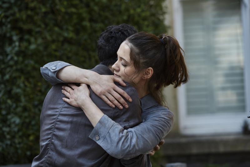 Class - Ep4 - Co-Owner Of A Lonely Heart - Ram (FADY ELSAYED), April (SOPHIE HOPKINS) (Credit: BBC/Simon Ridgeway)