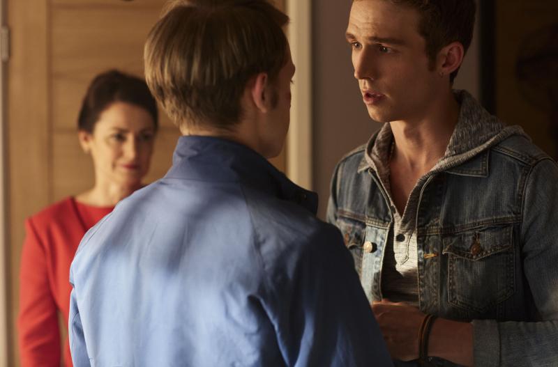 Class - Ep5 - Brave-ish Heart - Dorothea (POOKY QUESNEL), Charlie (GREG AUSTIN), Matteusz (JORDAN RENZO) (Credit: BBC/Simon Ridgeway)