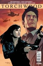 Torchwood #4 Cover_C_Pasquale_Qulano_Marcio_Menys (Credit: Titan)