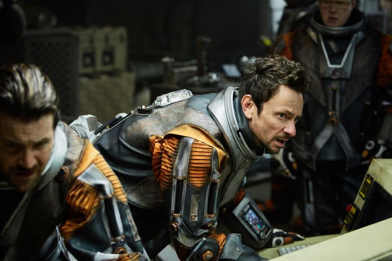 Oxygen: Ivan (Kieran Bew), Tasker (Justin Salinger) (Credit: BBC/BBC Worldwide (Simon Ridgway))