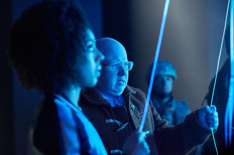 The Pyramid At The end Of The World: Bill (Pearl Mackie), Nardole (Matt Lucas) (Credit: BBC/BBC Worldwide (Simon Ridgway))