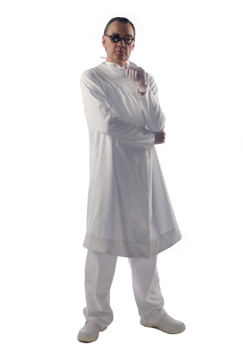 : Surgeon (Paul Brightwell) (Credit: BBC/BBC Worldwide (Simon Ridgway))