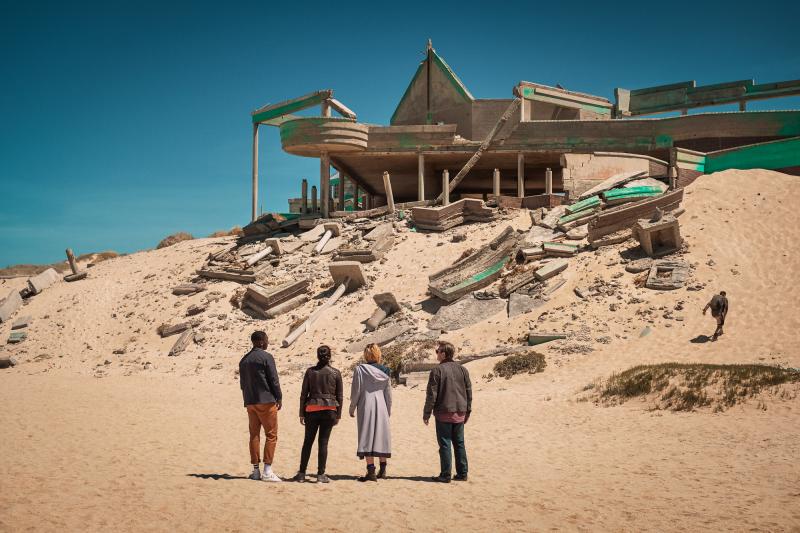  The Ghost Monument: Ryan (Tosin Cole), Yaz (Mandip Gill), The Doctor (Jodie Whittaker), Graham (Bradley Walsh) (Credit: BBC Studios (Coco Van Opens))