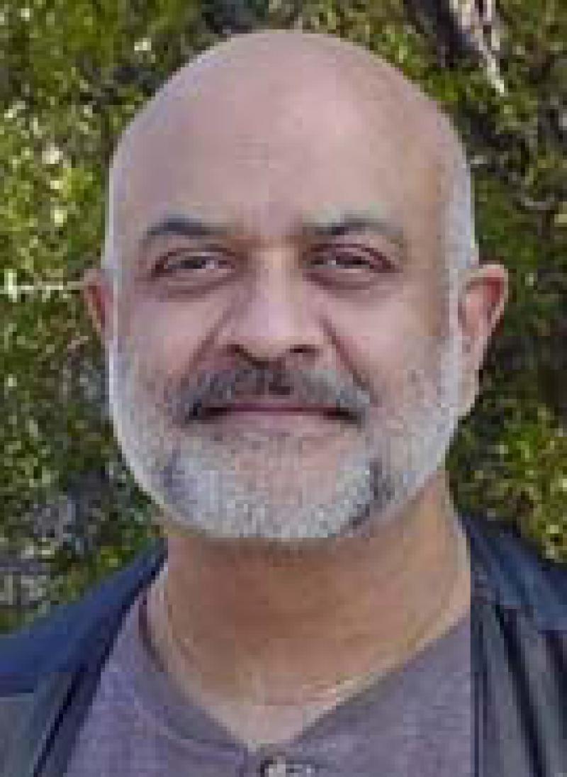 Waris Hussein