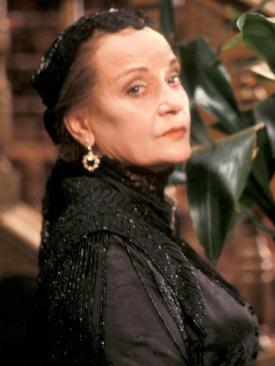 Sylvia Syms as Mrs Pritchard (Credit: BBC)