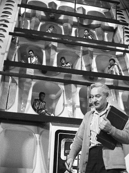 Morris Barry (1918-2000)