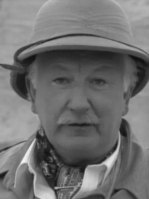 T P McKenna (1929-2011)