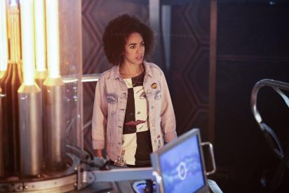 The Pilot - Bill (Pearl Mackie) (Credit: BBC/Simon Ridgway)