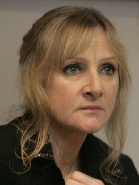 Lesley Sharp