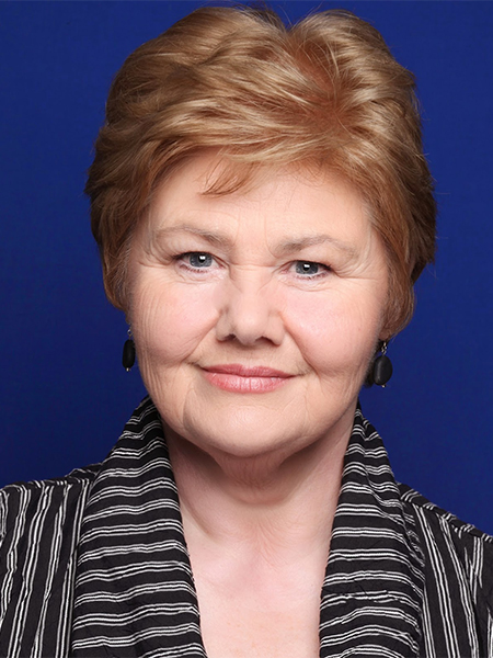 Annette Badland