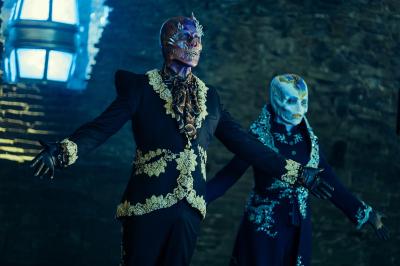 Survivors of the Flux: Swarm (Sam Spruell), Azure (Rochenda Sandall) (Credit: BBC Studios (James Pardon))